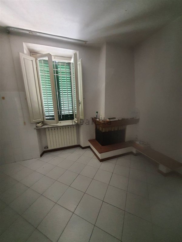 casa indipendente in vendita a Pistoia in zona Bottegone