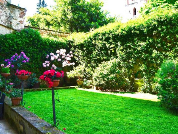 appartamento in vendita a Pistoia in zona Centro Città