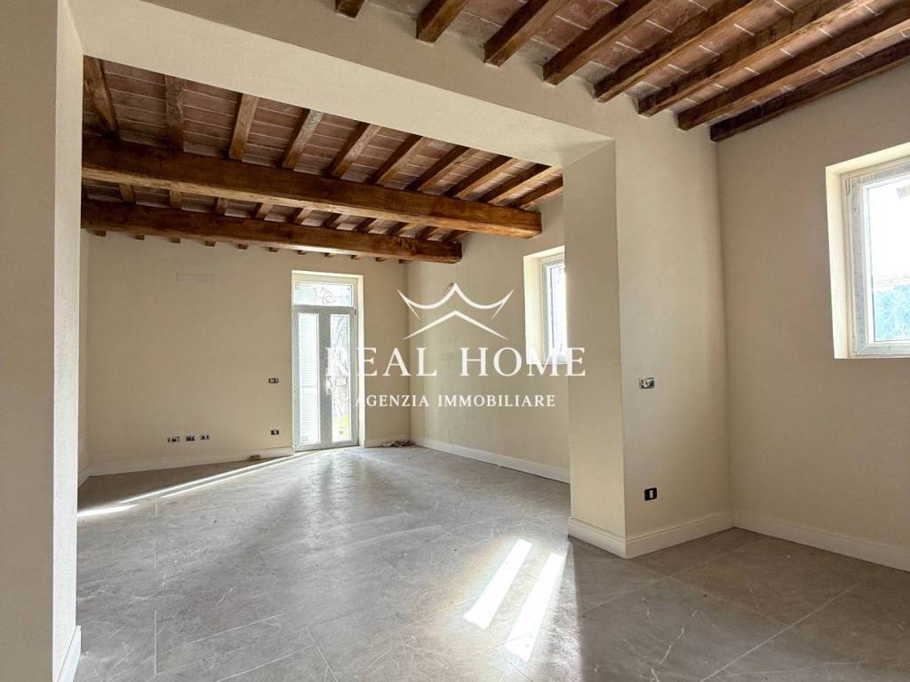 casa indipendente in vendita a Pistoia in zona Arcigliano
