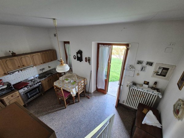 casa indipendente in vendita a Pistoia