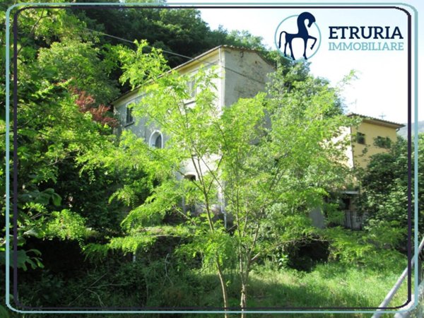 casa indipendente in vendita a Pistoia in zona Valdibure