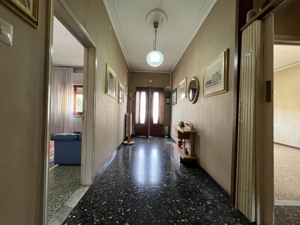 villa in vendita a Pistoia