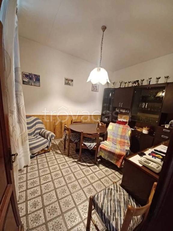 casa indipendente in vendita a Pistoia in zona Arcigliano