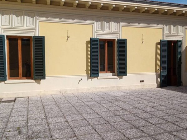 appartamento in vendita a Pistoia in zona Centro Città