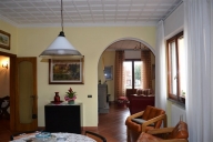 casa indipendente in vendita a Pistoia