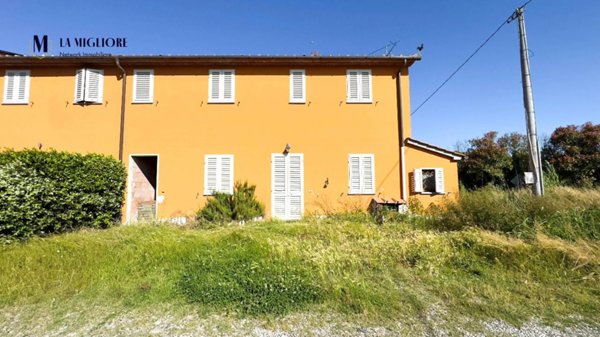 appartamento in vendita a Pistoia in zona Bottegone