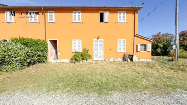 appartamento in vendita a Pistoia in zona Bottegone