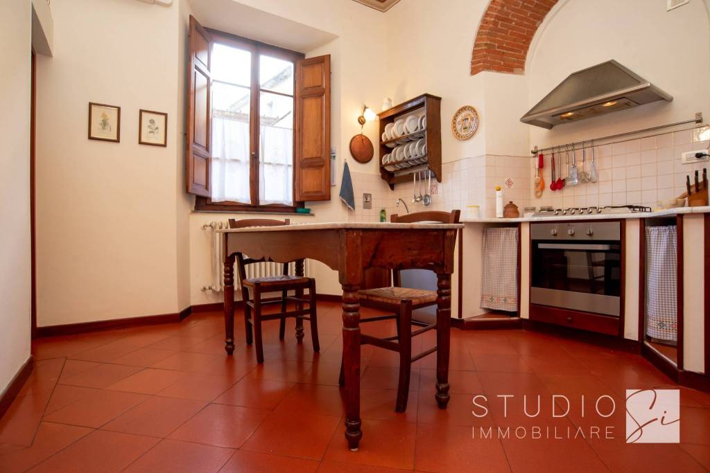 appartamento in vendita a Pistoia in zona Centro Città