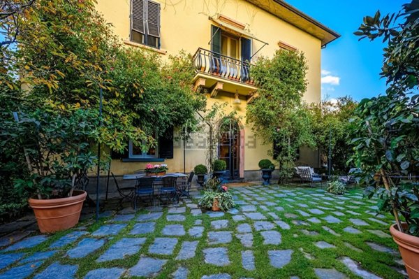 casa indipendente in vendita a Pistoia