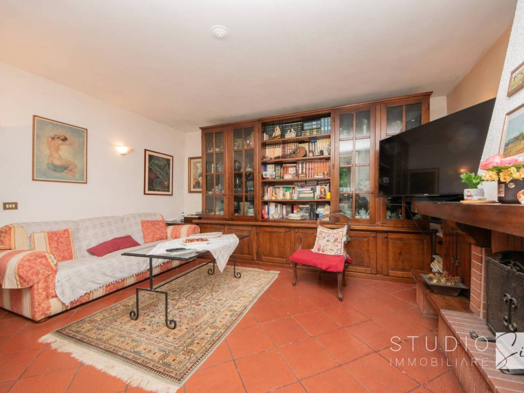 casa indipendente in vendita a Pistoia in zona Valdibrana