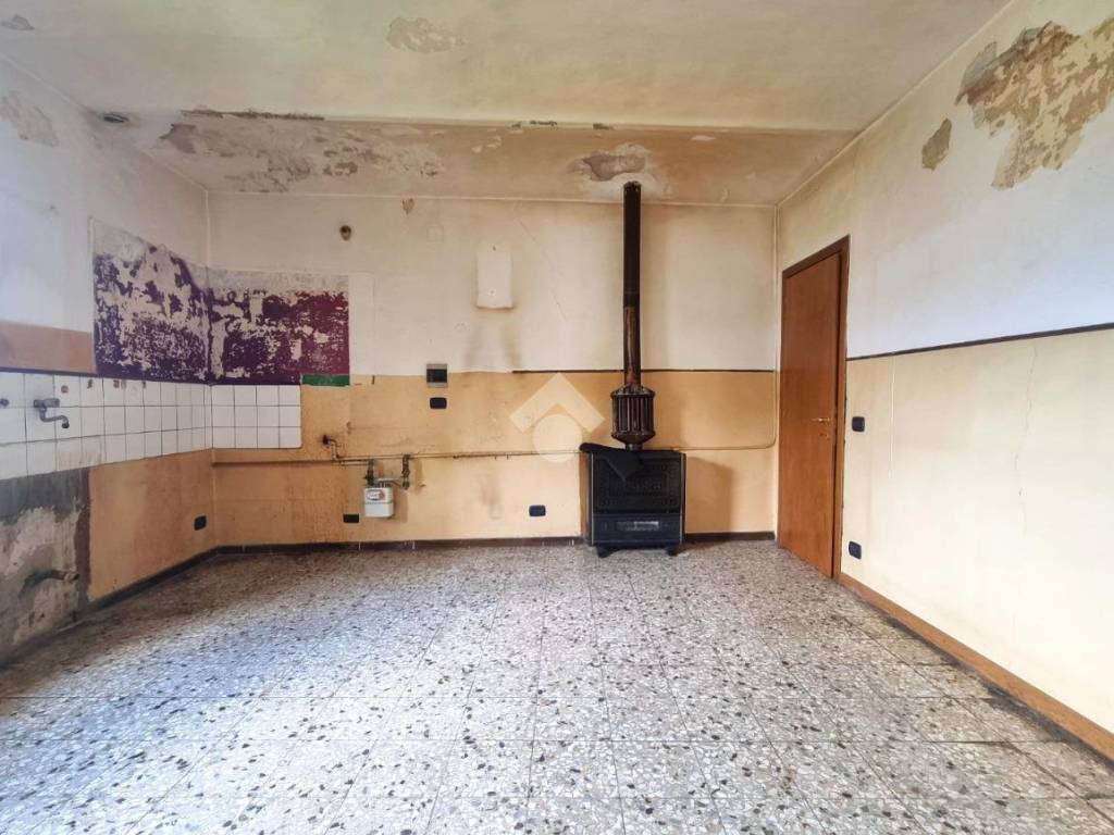 appartamento in vendita a Pistoia in zona Centro Città