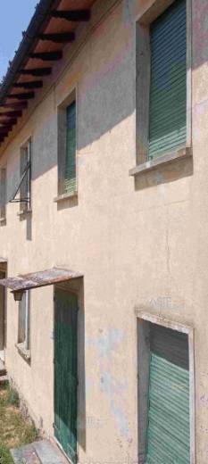 appartamento in vendita a Pistoia in zona Campiglio
