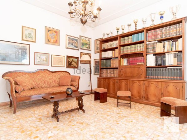 appartamento in vendita a Pistoia in zona Centro Città