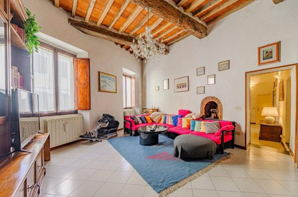 appartamento in vendita a Pistoia in zona Centro Città
