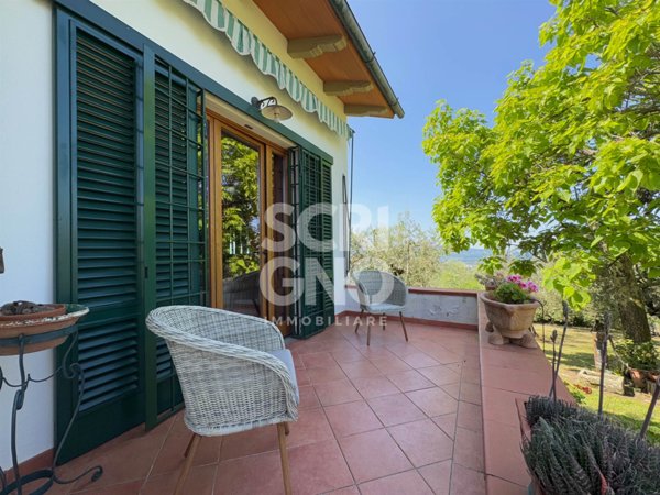 villa in vendita a Pistoia in zona Stadio