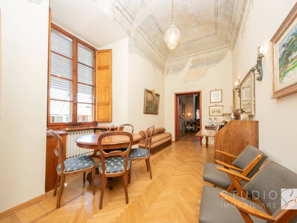 appartamento in vendita a Pistoia in zona Centro Città