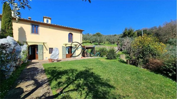 casale in vendita a Pistoia