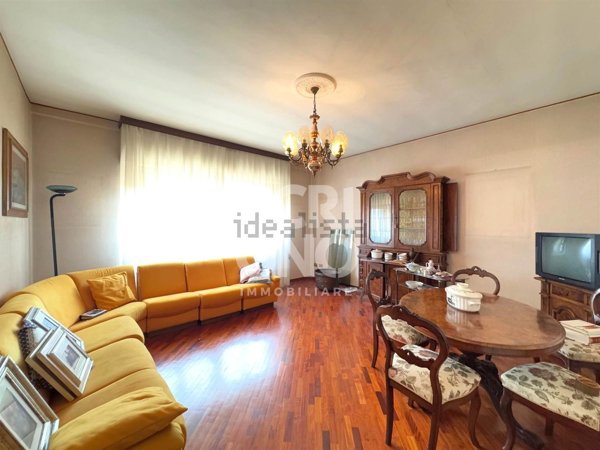 appartamento in vendita a Pistoia in zona Centro Città