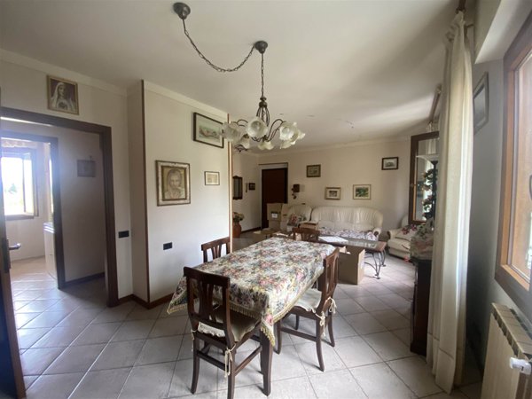 appartamento in vendita a Pistoia in zona Pontelungo