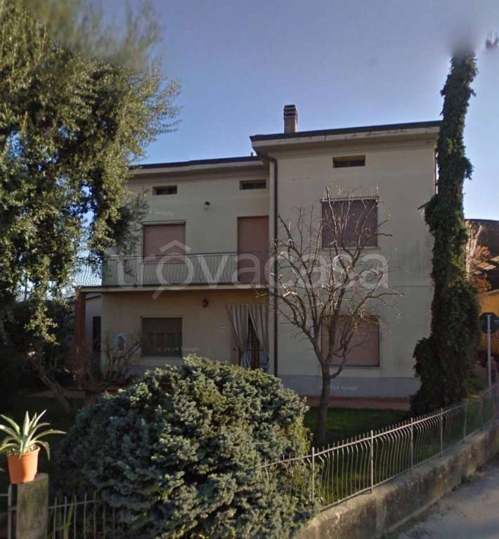 casa indipendente in vendita a Pistoia