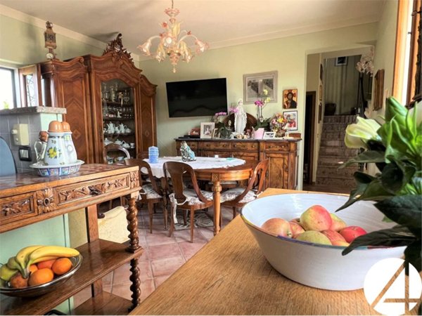 casa indipendente in vendita a Pistoia