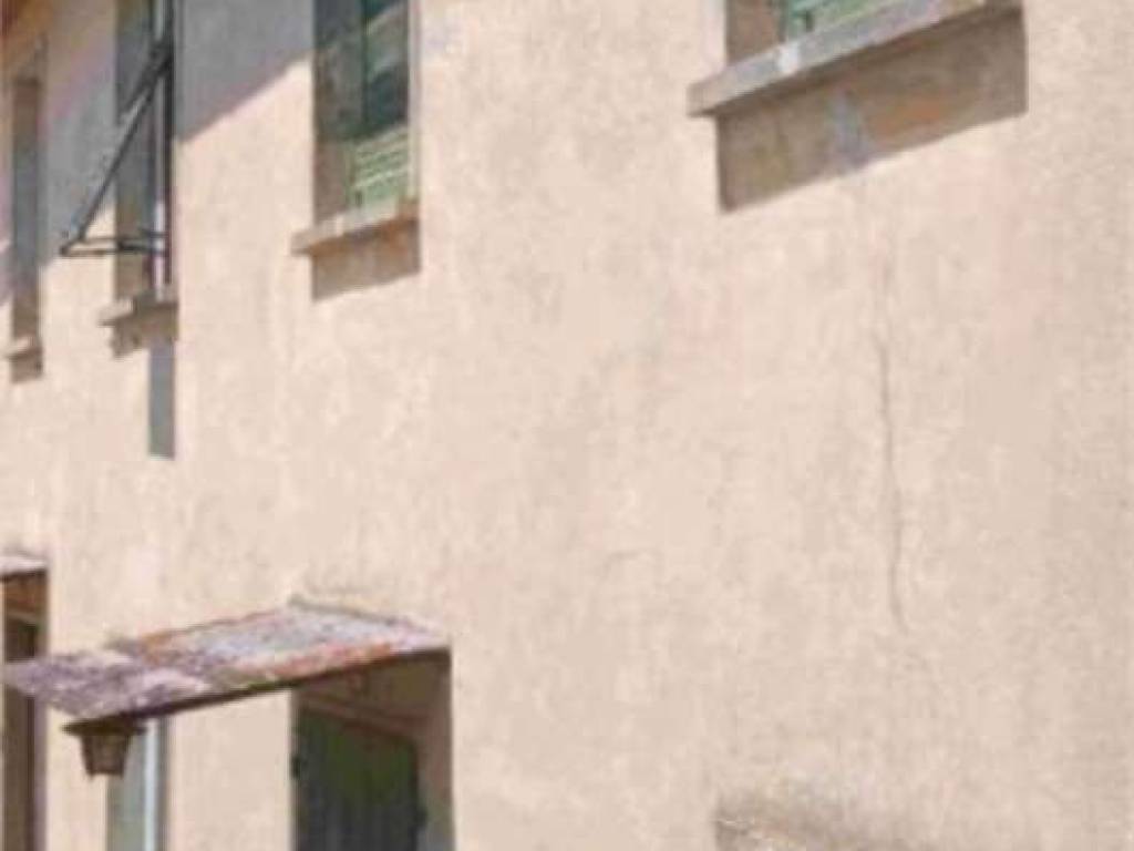 appartamento in vendita a Pistoia in zona Campiglio
