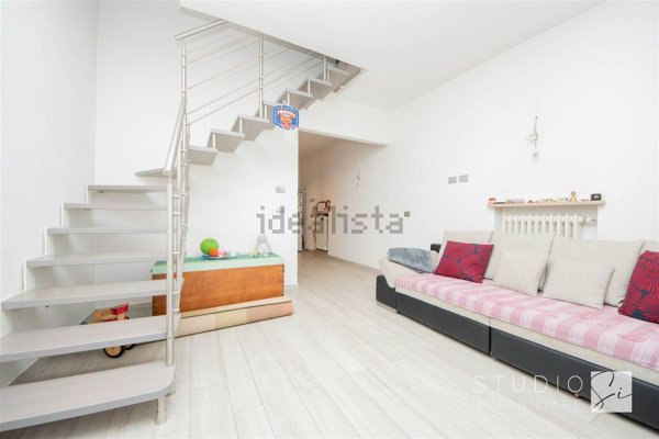 casa indipendente in vendita a Pistoia in zona Centro Città