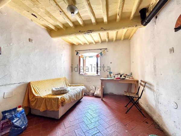 casa indipendente in vendita a Pistoia in zona Baggio
