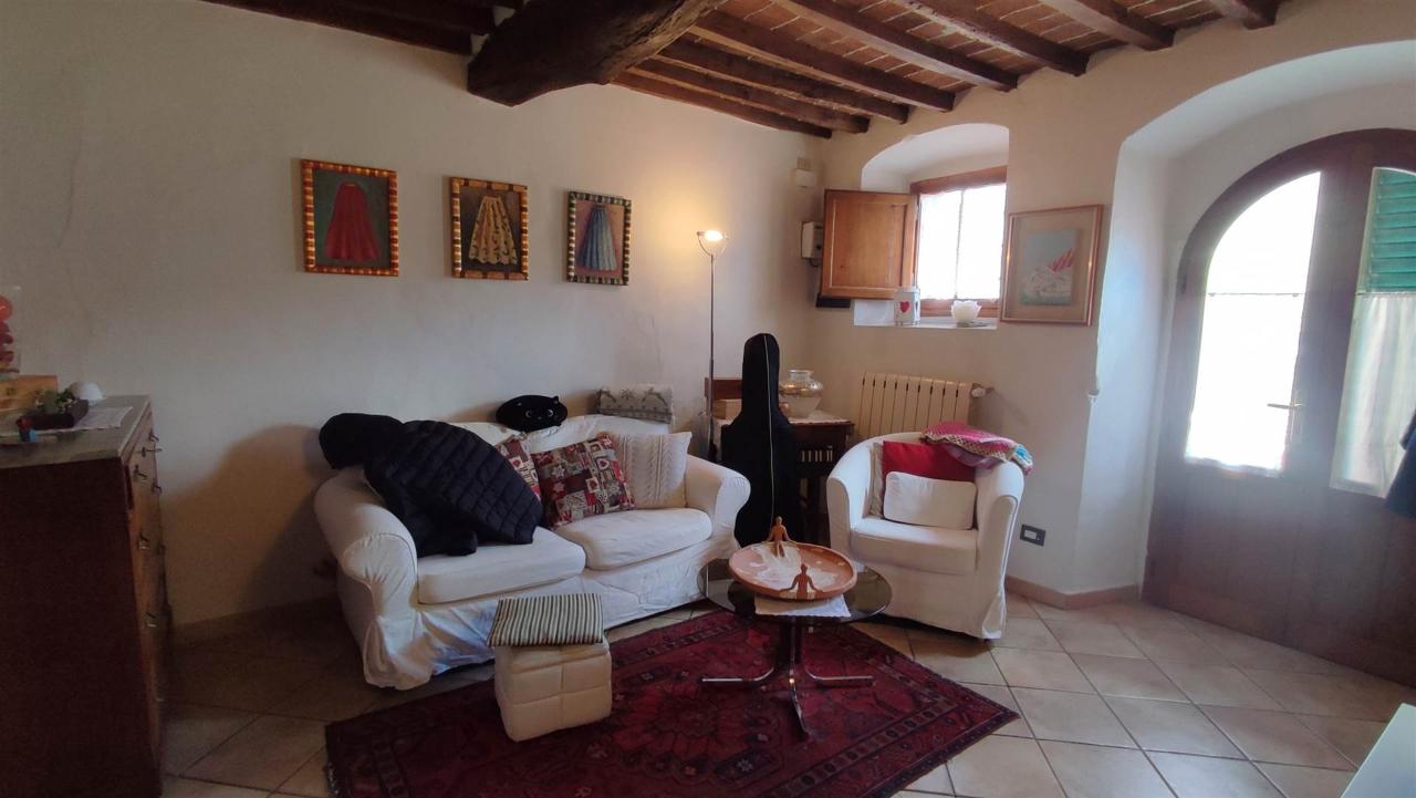 casa indipendente in vendita a Pistoia in zona San Felice
