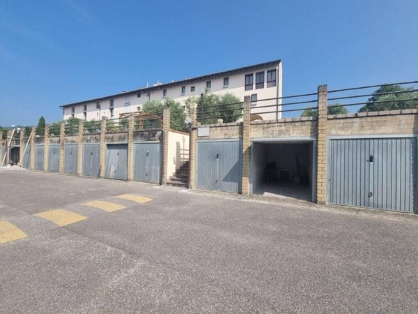 appartamento in vendita a Pistoia in zona Arcigliano
