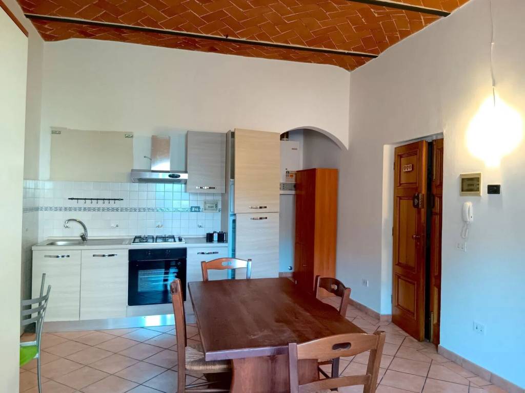 appartamento in vendita a Pistoia in zona Centro Città