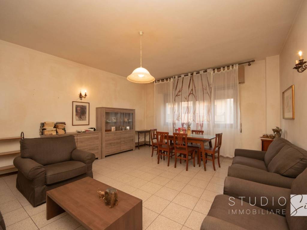 appartamento in vendita a Pistoia in zona Centro Città