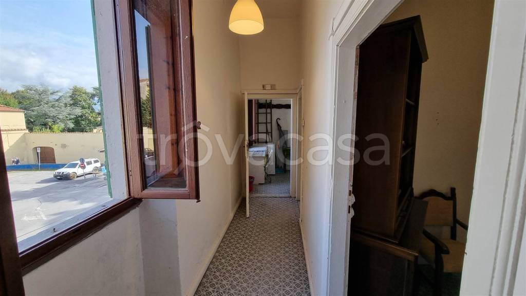 casa indipendente in vendita a Pistoia in zona Centro Città