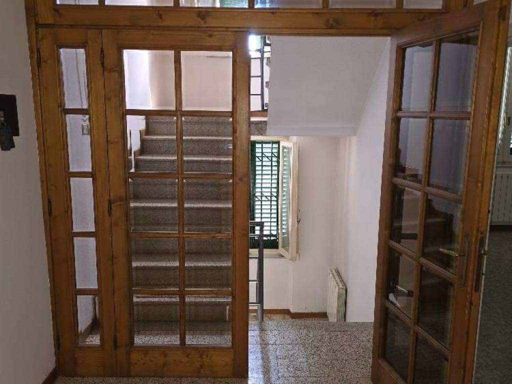 casa indipendente in vendita a Pistoia in zona Spazzavento