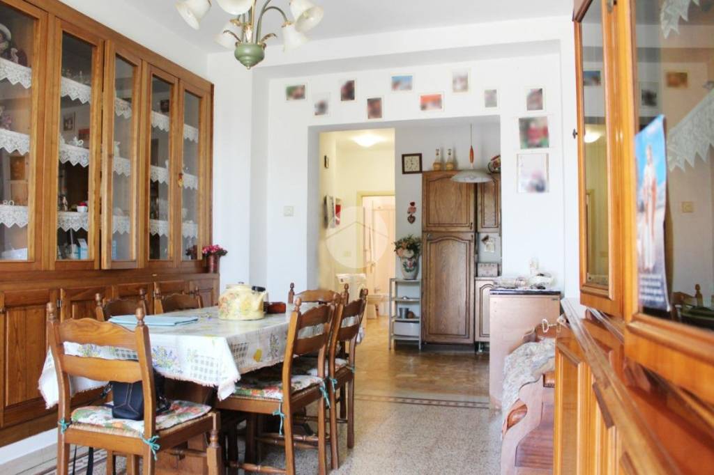 appartamento in vendita a Pistoia in zona Spazzavento