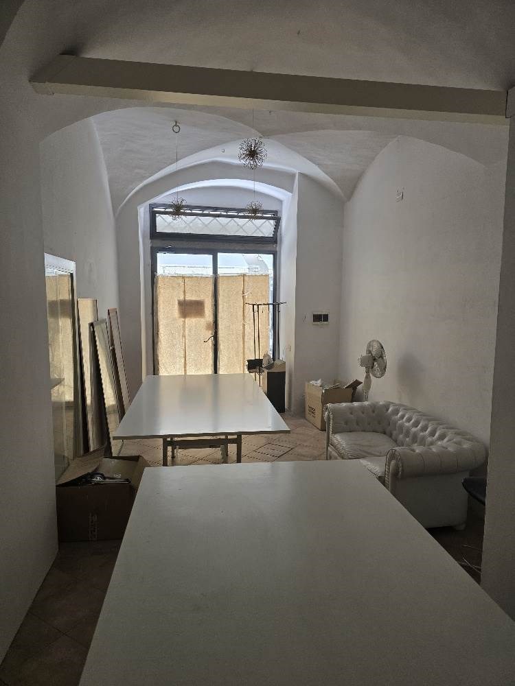 monolocale in vendita a Pistoia in zona Centro Città