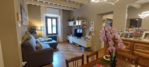 appartamento in vendita a Pistoia in zona Centro Città