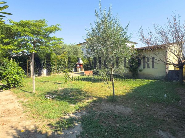 appartamento in vendita a Pistoia in zona Spazzavento