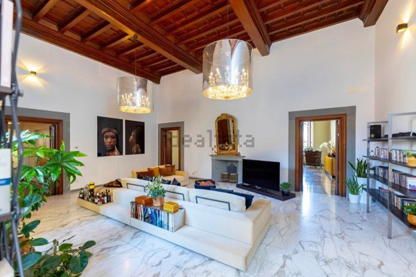 appartamento in vendita a Pistoia in zona Centro Città