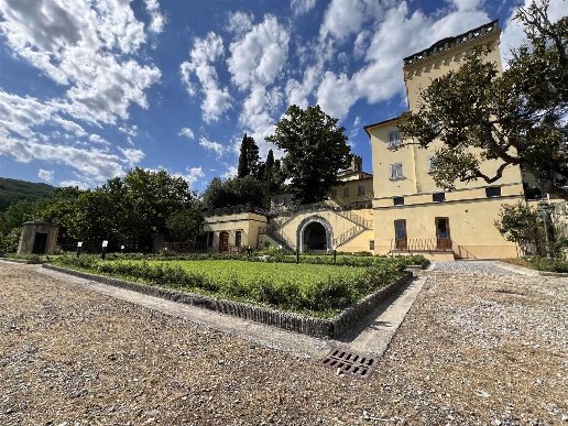 appartamento in vendita a Pistoia in zona Le Grazie