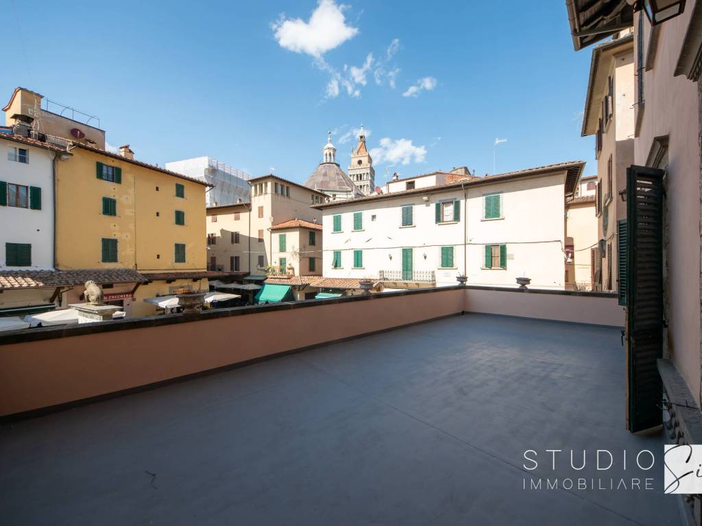 appartamento in vendita a Pistoia in zona Centro Città