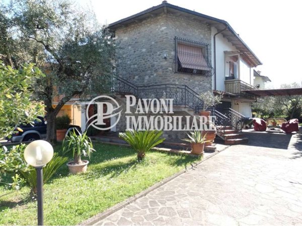 casa indipendente in vendita a Pistoia