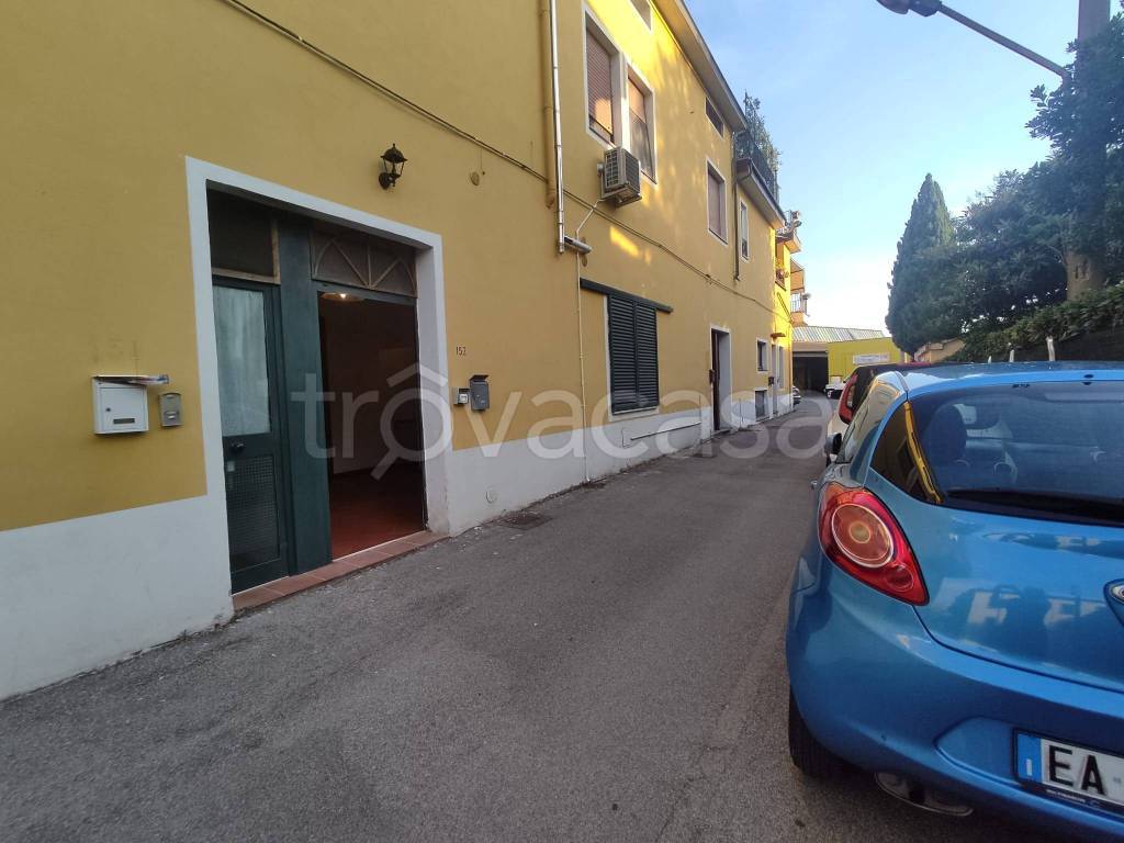 appartamento in vendita a Pistoia in zona Centro Città