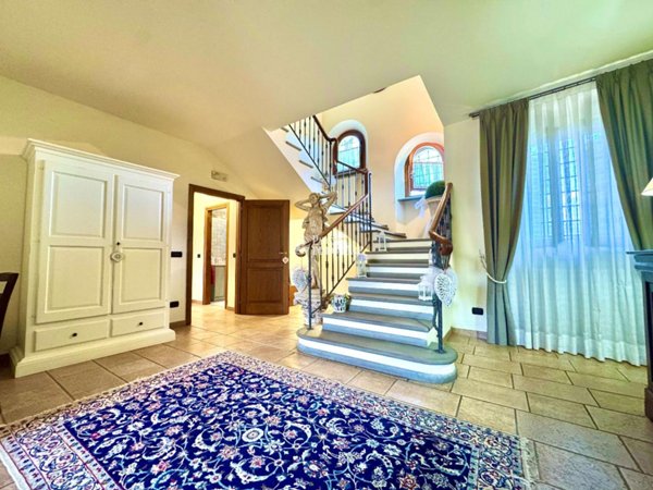 casa indipendente in vendita a Pistoia