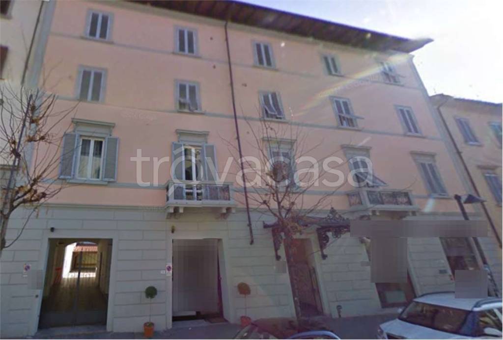 negozio in vendita a Pistoia