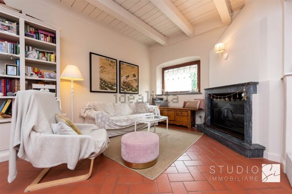 casa indipendente in vendita a Pistoia