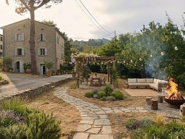 casa indipendente in vendita a Pistoia in zona San Felice