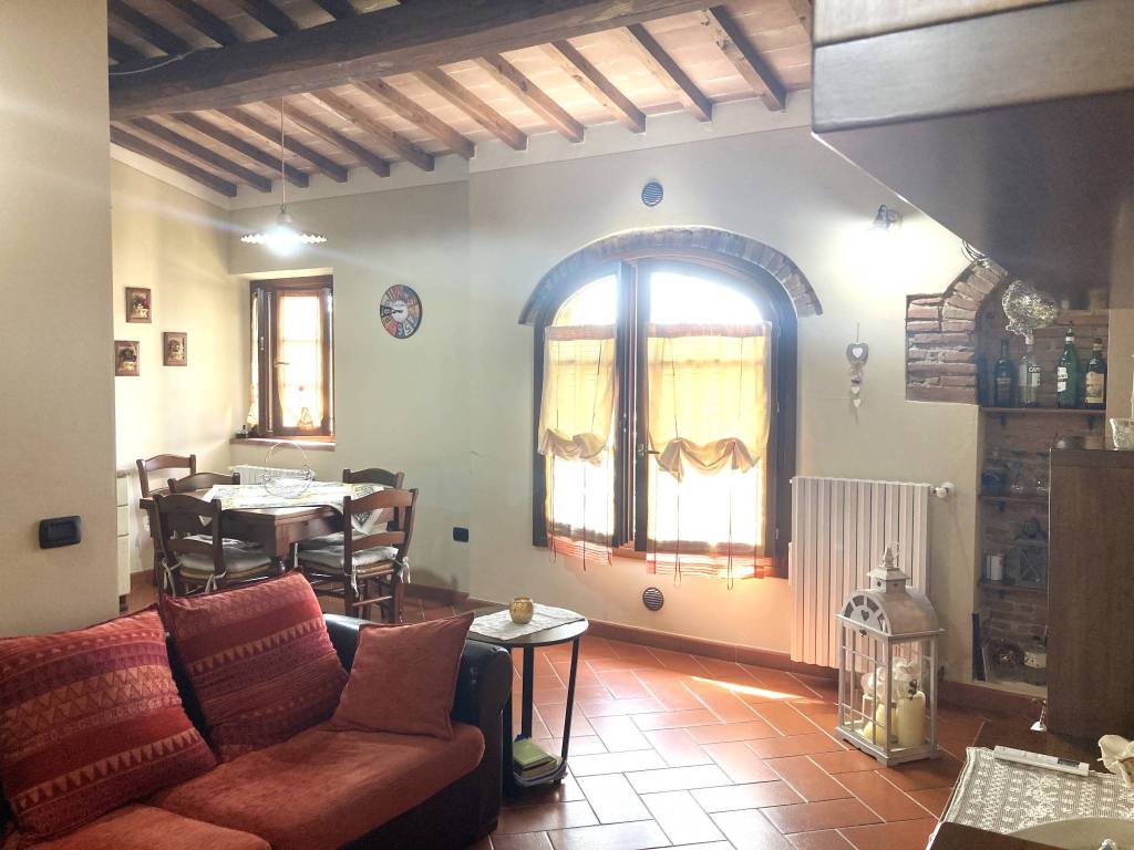 appartamento in vendita a Pistoia in zona Spazzavento