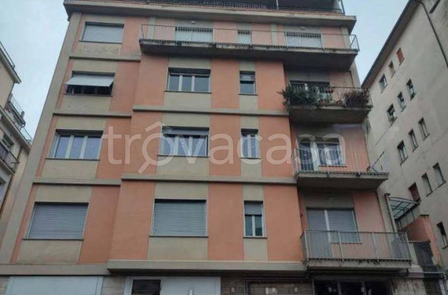 appartamento in vendita a Pistoia in zona Centro Città