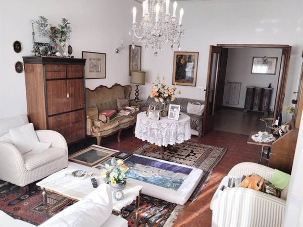 appartamento in vendita a Pistoia in zona Centro Città